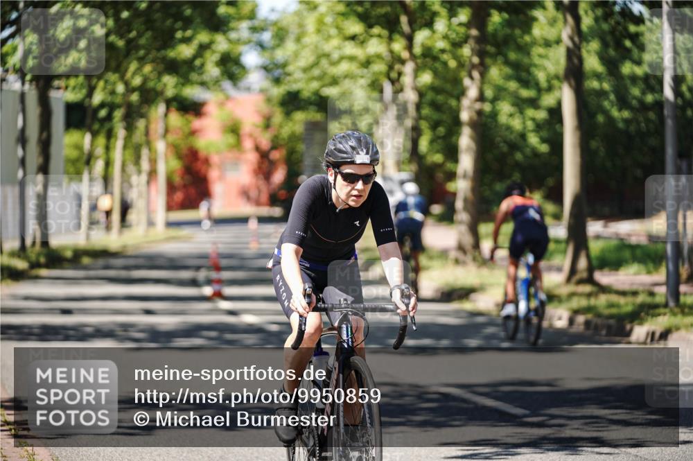 09.08.2026 - GEWOBA Citytriathlon Bremen Michael Burmester http://msf.ph/oto/9950859 09.08.2026 13:20:32 Radfahren 991, 1007 meine-sportfotos.de