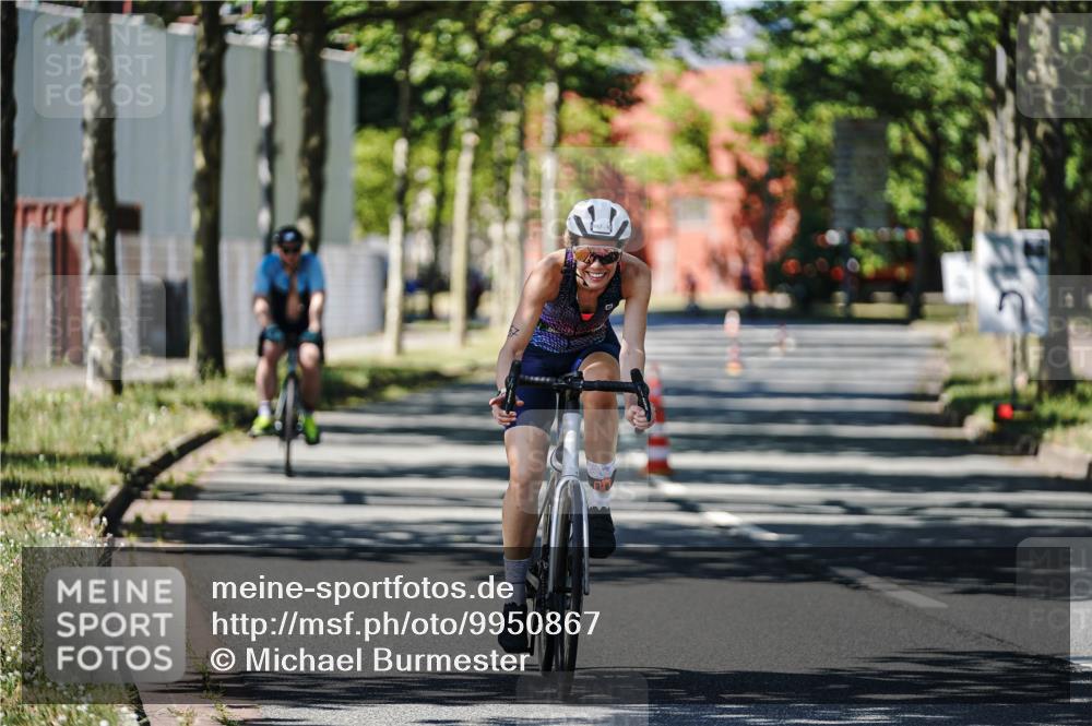 09.08.2026 - GEWOBA Citytriathlon Bremen Michael Burmester http://msf.ph/oto/9950867 09.08.2026 13:20:47 Radfahren 672, 957, 1125 meine-sportfotos.de