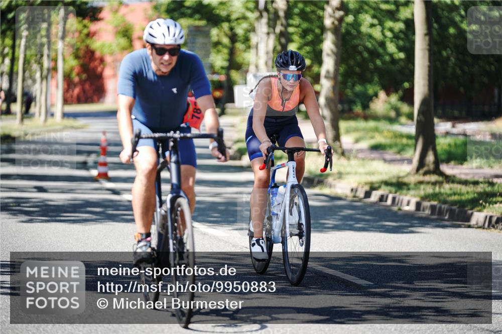 09.08.2026 - GEWOBA Citytriathlon Bremen Michael Burmester http://msf.ph/oto/9950883 09.08.2026 13:21:17 Radfahren 546, 782, 887 meine-sportfotos.de