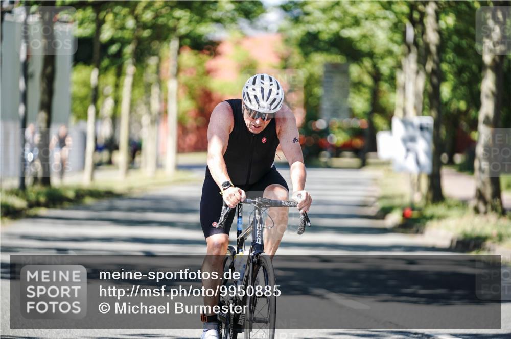 09.08.2026 - GEWOBA Citytriathlon Bremen Michael Burmester http://msf.ph/oto/9950885 09.08.2026 13:21:20 Radfahren 546, 782, 887 meine-sportfotos.de