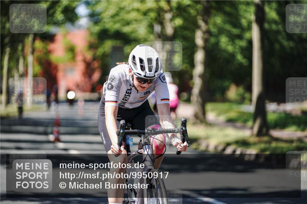 09.08.2026 - GEWOBA Citytriathlon Bremen Michael Burmester http://msf.ph/oto/9950917 09.08.2026 13:23:15 Radfahren 997, 1105, 1122 meine-sportfotos.de