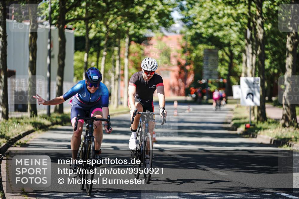 09.08.2026 - GEWOBA Citytriathlon Bremen Michael Burmester http://msf.ph/oto/9950921 09.08.2026 13:23:24 Radfahren 941, 966, 997, 1105, 1122 meine-sportfotos.de
