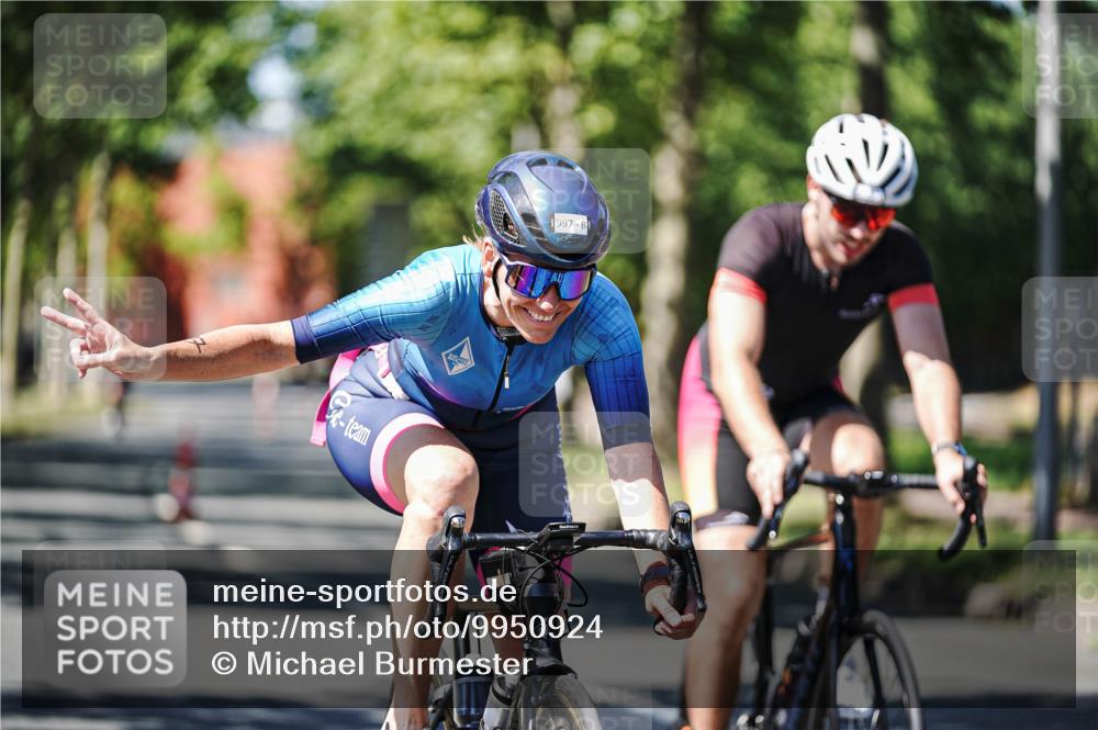 09.08.2026 - GEWOBA Citytriathlon Bremen Michael Burmester http://msf.ph/oto/9950924 09.08.2026 13:23:25 Radfahren 941, 966, 997, 1105, 1122 meine-sportfotos.de