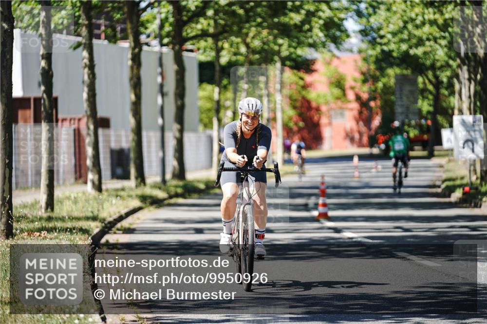 09.08.2026 - GEWOBA Citytriathlon Bremen Michael Burmester http://msf.ph/oto/9950926 09.08.2026 13:23:33 Radfahren 842, 941, 966, 997, 1122 meine-sportfotos.de