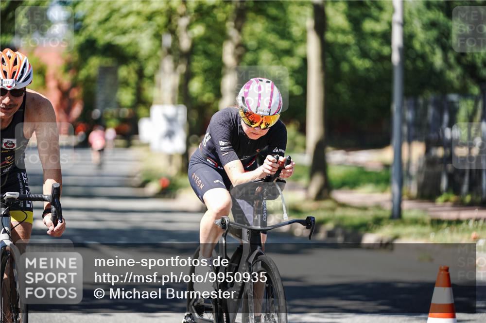 09.08.2026 - GEWOBA Citytriathlon Bremen Michael Burmester http://msf.ph/oto/9950935 09.08.2026 13:23:48 Radfahren 842, 853, 898 meine-sportfotos.de