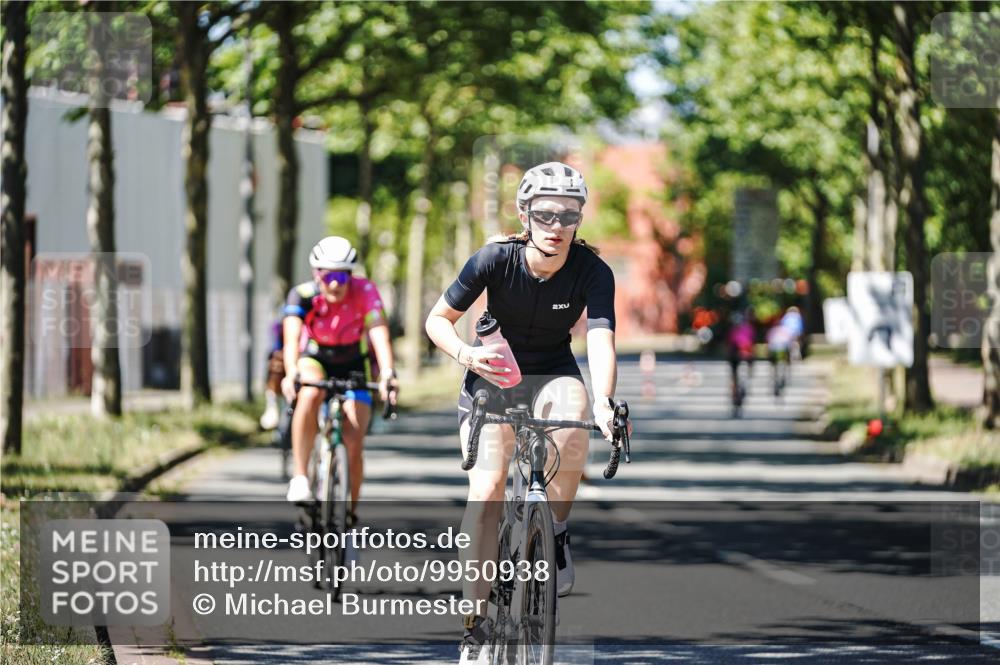 09.08.2026 - GEWOBA Citytriathlon Bremen Michael Burmester http://msf.ph/oto/9950938 09.08.2026 13:24:00 Radfahren 853, 881, 891, 898, 945, 974 meine-sportfotos.de