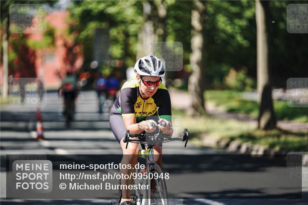09.08.2026 - GEWOBA Citytriathlon Bremen Michael Burmester http://msf.ph/oto/9950948 09.08.2026 13:24:19 Radfahren 917, 1020, 1120 meine-sportfotos.de