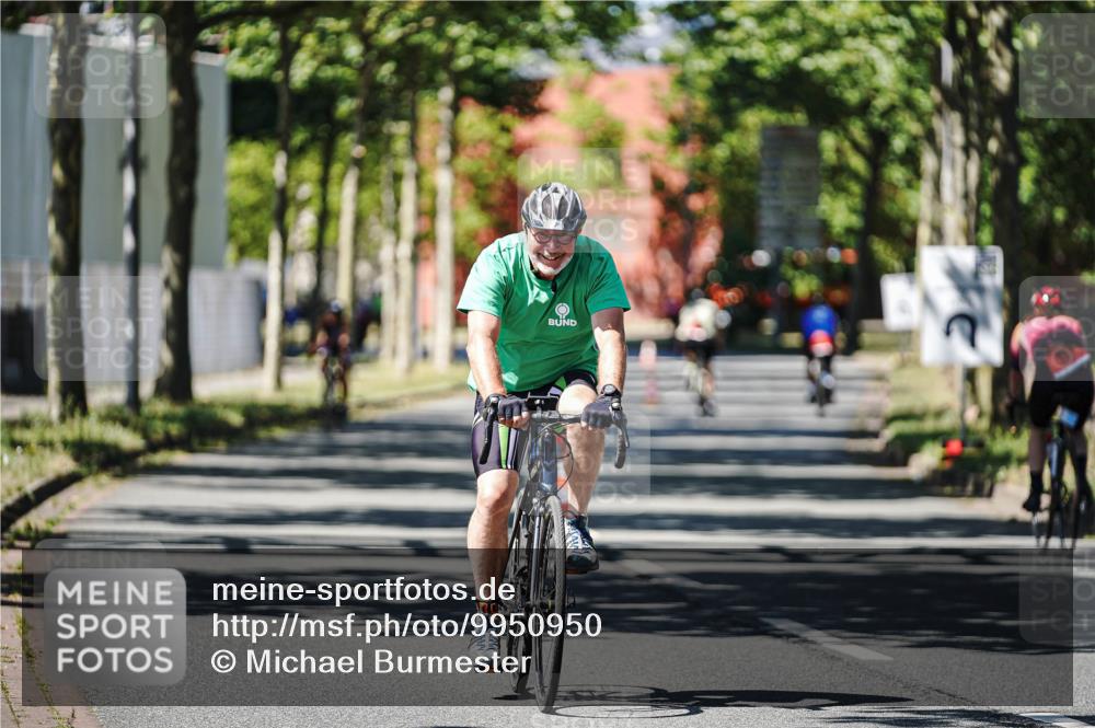 09.08.2026 - GEWOBA Citytriathlon Bremen Michael Burmester http://msf.ph/oto/9950950 09.08.2026 13:24:23 Radfahren 873, 908, 917, 1020, 1120 meine-sportfotos.de