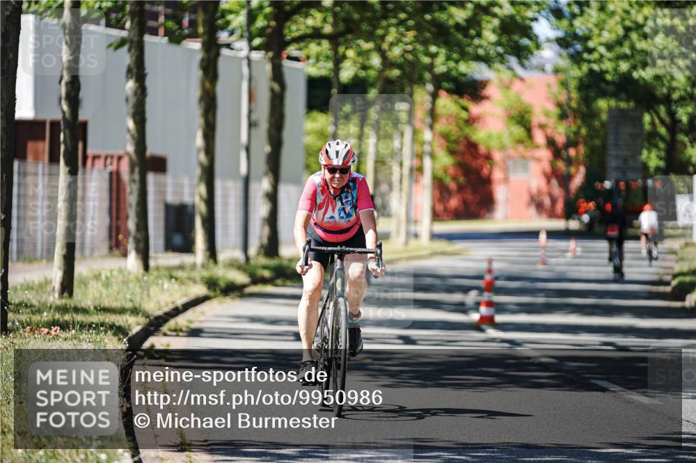 09.08.2026 - GEWOBA Citytriathlon Bremen Michael Burmester http://msf.ph/oto/9950986 09.08.2026 13:29:36 Radfahren 799, 999 meine-sportfotos.de