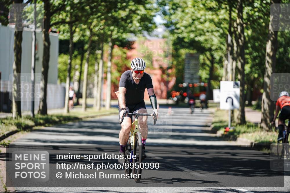 09.08.2026 - GEWOBA Citytriathlon Bremen Michael Burmester http://msf.ph/oto/9950990 09.08.2026 13:29:40 Radfahren 799, 999 meine-sportfotos.de
