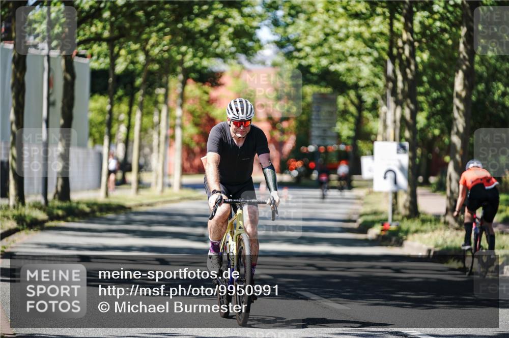09.08.2026 - GEWOBA Citytriathlon Bremen Michael Burmester http://msf.ph/oto/9950991 09.08.2026 13:29:40 Radfahren 799, 999 meine-sportfotos.de