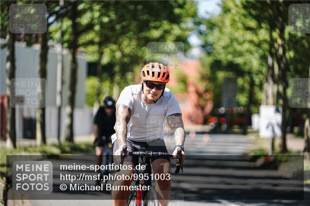 09.08.2026 - GEWOBA Citytriathlon Bremen Michael Burmester http://msf.ph/oto/9951003 09.08.2026 13:30:19 Radfahren 724, 795, 905 meine-sportfotos.de