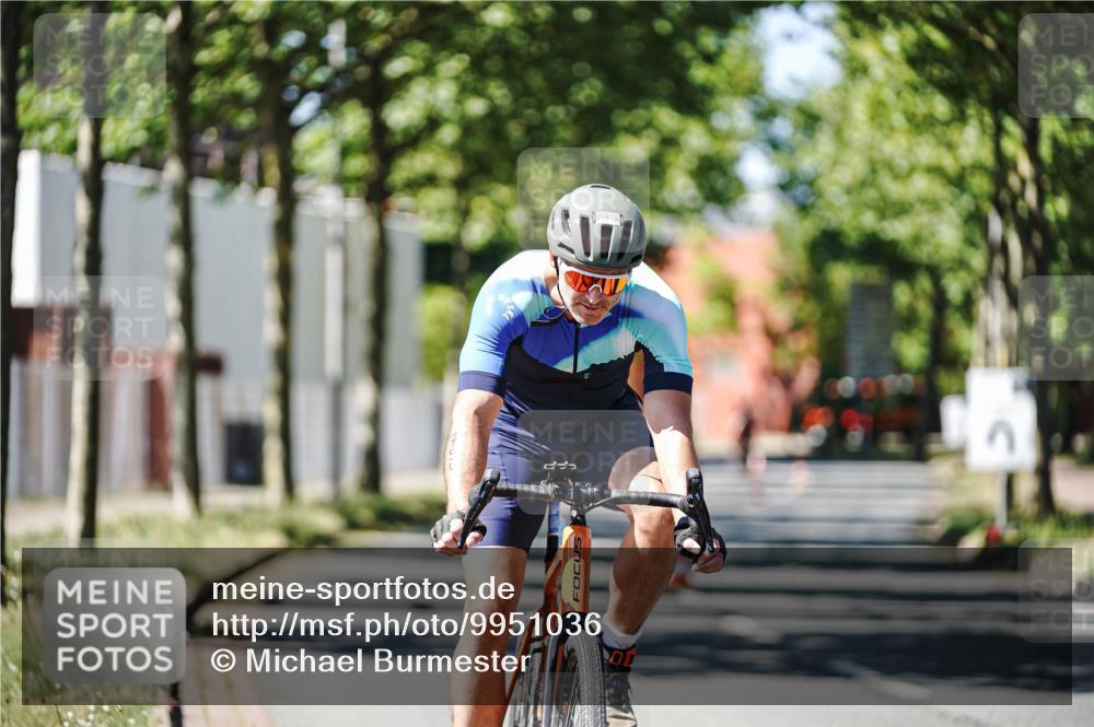 09.08.2026 - GEWOBA Citytriathlon Bremen Michael Burmester http://msf.ph/oto/9951036 09.08.2026 13:32:27 Radfahren 794, 867, 967 meine-sportfotos.de
