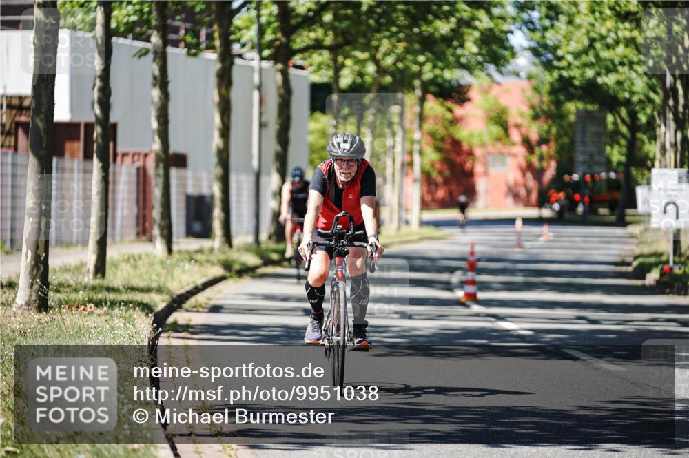 09.08.2026 - GEWOBA Citytriathlon Bremen Michael Burmester http://msf.ph/oto/9951038 09.08.2026 13:32:36 Radfahren 794, 822, 867, 967 meine-sportfotos.de