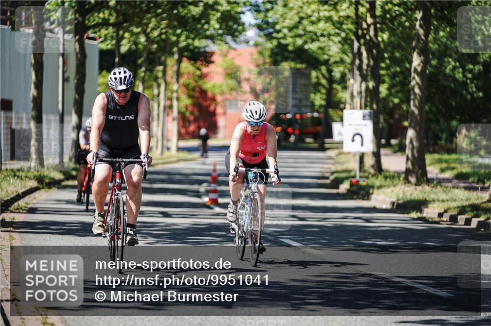09.08.2026 - GEWOBA Citytriathlon Bremen Michael Burmester http://msf.ph/oto/9951041 09.08.2026 13:32:39 Radfahren 822, 867, 939, 967, 990 meine-sportfotos.de