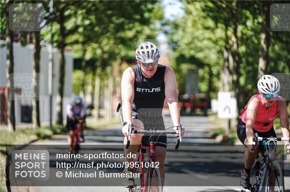 09.08.2026 - GEWOBA Citytriathlon Bremen Michael Burmester http://msf.ph/oto/9951042 09.08.2026 13:32:40 Radfahren 822, 867, 939, 967, 990 meine-sportfotos.de