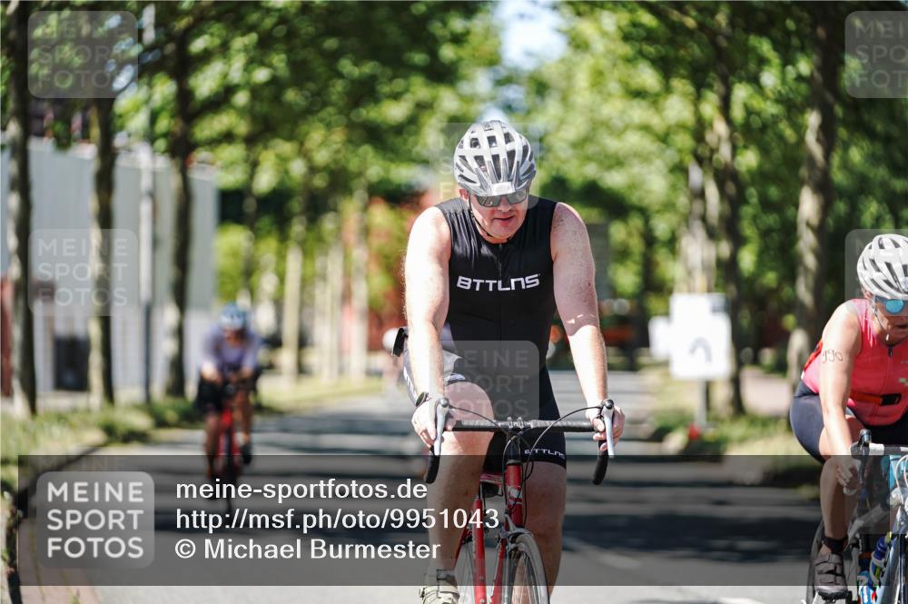 09.08.2026 - GEWOBA Citytriathlon Bremen Michael Burmester http://msf.ph/oto/9951043 09.08.2026 13:32:40 Radfahren 822, 867, 939, 967, 990 meine-sportfotos.de