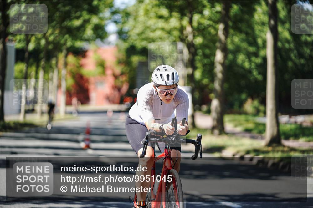 09.08.2026 - GEWOBA Citytriathlon Bremen Michael Burmester http://msf.ph/oto/9951045 09.08.2026 13:32:42 Radfahren 822, 867, 939, 967, 990 meine-sportfotos.de