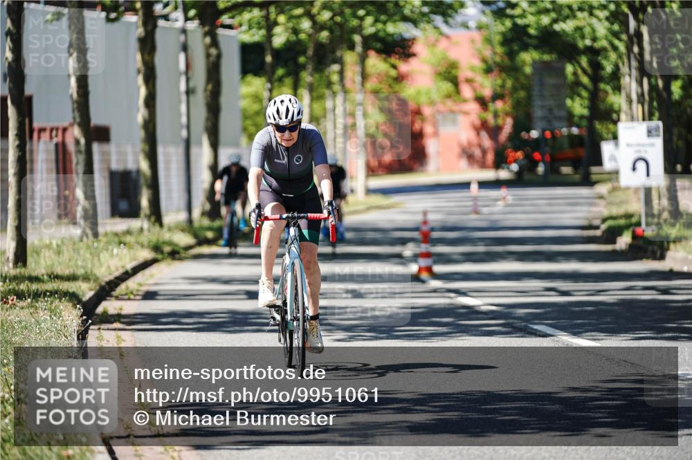 09.08.2026 - GEWOBA Citytriathlon Bremen Michael Burmester http://msf.ph/oto/9951061 09.08.2026 13:34:40 Radfahren 920, 921, 1019 meine-sportfotos.de