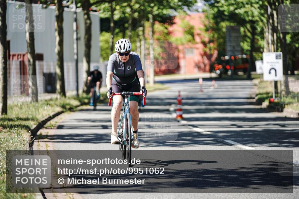 09.08.2026 - GEWOBA Citytriathlon Bremen Michael Burmester http://msf.ph/oto/9951062 09.08.2026 13:34:40 Radfahren 920, 921, 1019 meine-sportfotos.de