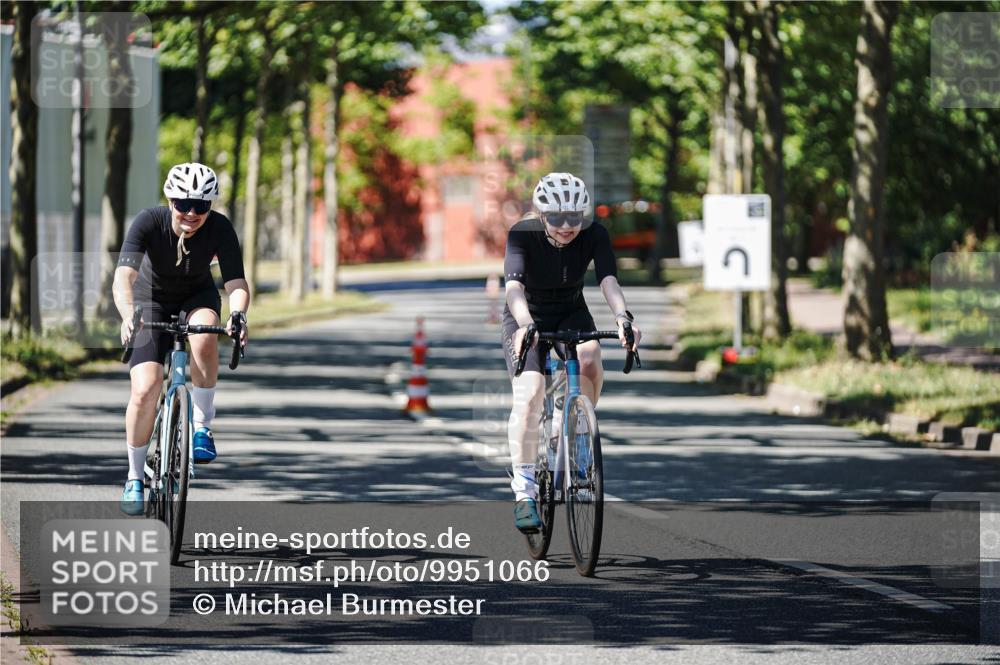 09.08.2026 - GEWOBA Citytriathlon Bremen Michael Burmester http://msf.ph/oto/9951066 09.08.2026 13:34:43 Radfahren 920, 921, 1019 meine-sportfotos.de