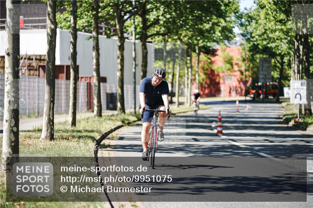 09.08.2026 - GEWOBA Citytriathlon Bremen Michael Burmester http://msf.ph/oto/9951075 09.08.2026 13:37:42 Radfahren 780, 1005 meine-sportfotos.de