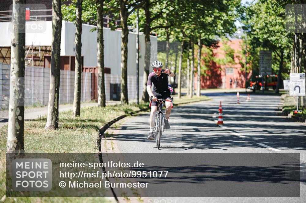 09.08.2026 - GEWOBA Citytriathlon Bremen Michael Burmester http://msf.ph/oto/9951077 09.08.2026 13:37:48 Radfahren 780, 1005 meine-sportfotos.de
