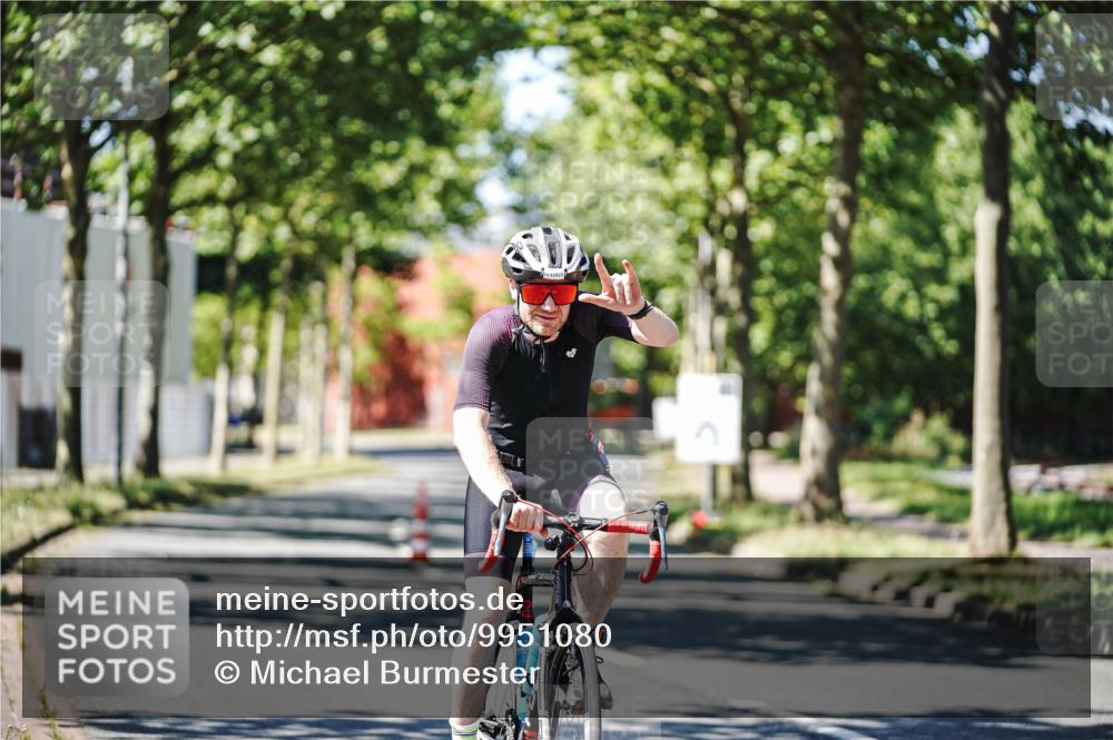 09.08.2026 - GEWOBA Citytriathlon Bremen Michael Burmester http://msf.ph/oto/9951080 09.08.2026 13:37:50 Radfahren 780, 1005 meine-sportfotos.de