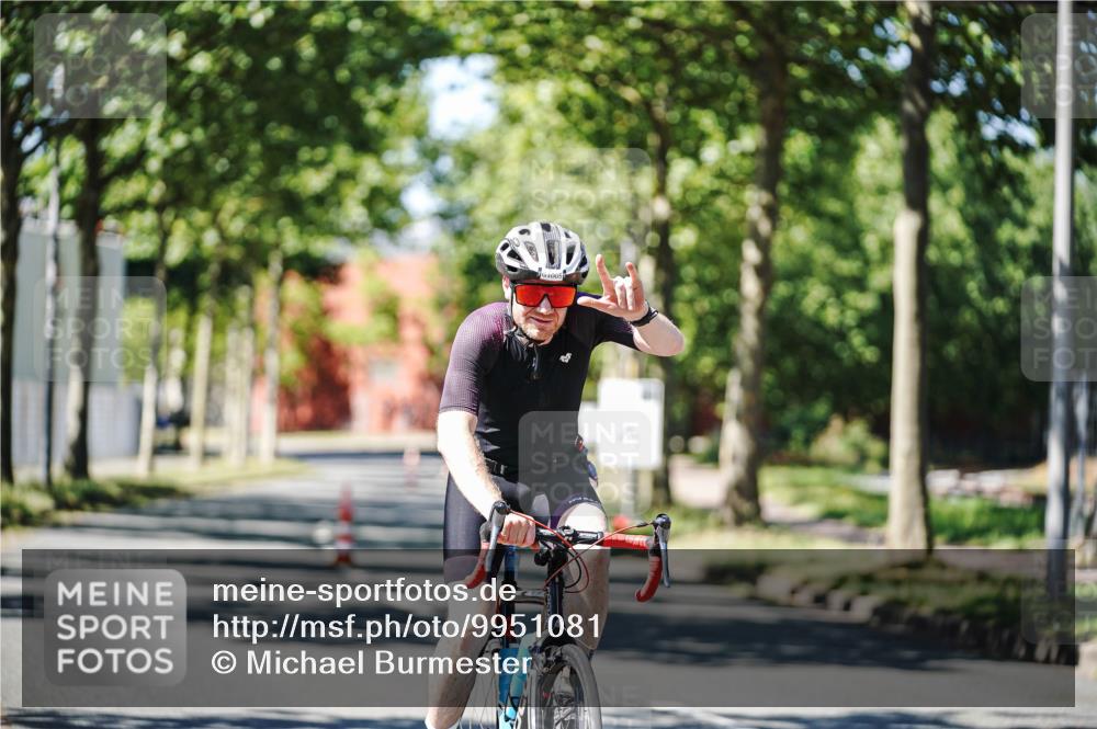 09.08.2026 - GEWOBA Citytriathlon Bremen Michael Burmester http://msf.ph/oto/9951081 09.08.2026 13:37:50 Radfahren 780, 1005 meine-sportfotos.de