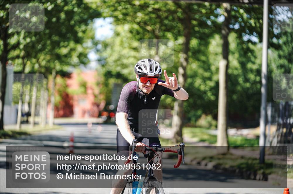 09.08.2026 - GEWOBA Citytriathlon Bremen Michael Burmester http://msf.ph/oto/9951082 09.08.2026 13:37:50 Radfahren 780, 1005 meine-sportfotos.de