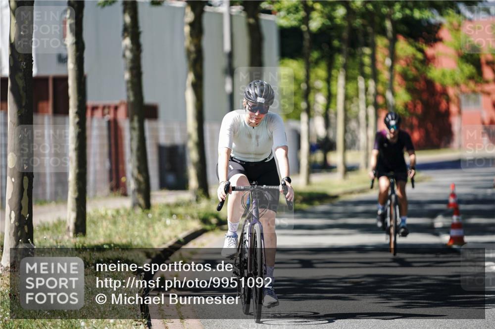 09.08.2026 - GEWOBA Citytriathlon Bremen Michael Burmester http://msf.ph/oto/9951092 09.08.2026 13:42:47 Radfahren 943 meine-sportfotos.de