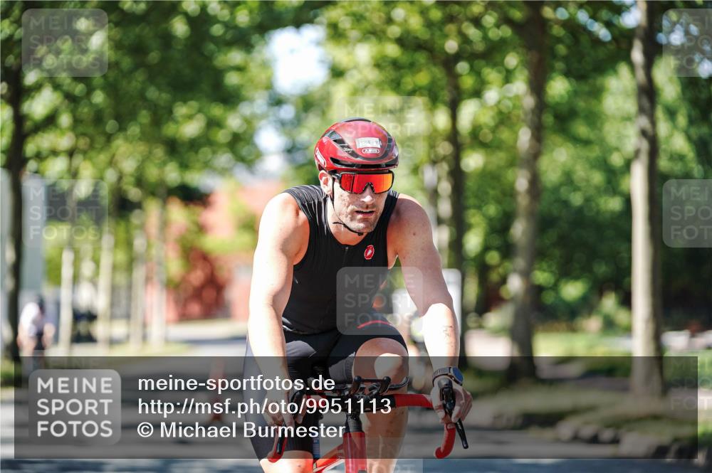 09.08.2026 - GEWOBA Citytriathlon Bremen Michael Burmester http://msf.ph/oto/9951113 09.08.2026 14:08:07 Radfahren 51, 184 meine-sportfotos.de