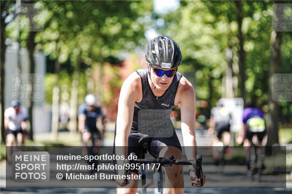 09.08.2026 - GEWOBA Citytriathlon Bremen Michael Burmester http://msf.ph/oto/9951177 09.08.2026 14:10:31 Radfahren 46, 71, 73, 81, 100, 123, 161, 162 meine-sportfotos.de