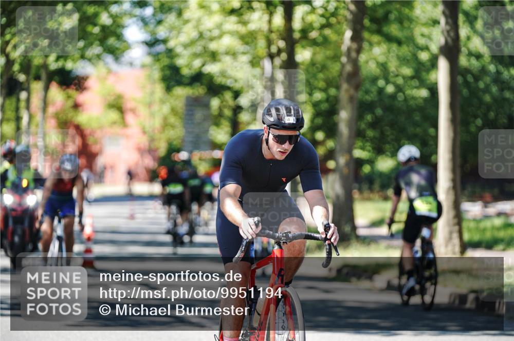 09.08.2026 - GEWOBA Citytriathlon Bremen Michael Burmester http://msf.ph/oto/9951194 09.08.2026 14:10:55 Radfahren 50, 67, 72, 137, 331 meine-sportfotos.de