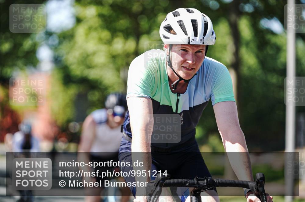 09.08.2026 - GEWOBA Citytriathlon Bremen Michael Burmester http://msf.ph/oto/9951214 09.08.2026 14:11:18 Radfahren 11, 13, 26, 33, 41, 68, 76, 79, 84, 85, 109, 113, 117, 129, 139, 143, 144, 150, 155 meine-sportfotos.de
