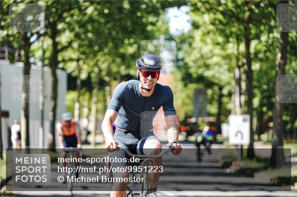 09.08.2026 - GEWOBA Citytriathlon Bremen Michael Burmester http://msf.ph/oto/9951223 09.08.2026 14:11:29 Radfahren 11, 13, 26, 76, 79, 84, 85, 92, 114, 117, 128, 129, 143, 150, 155 meine-sportfotos.de