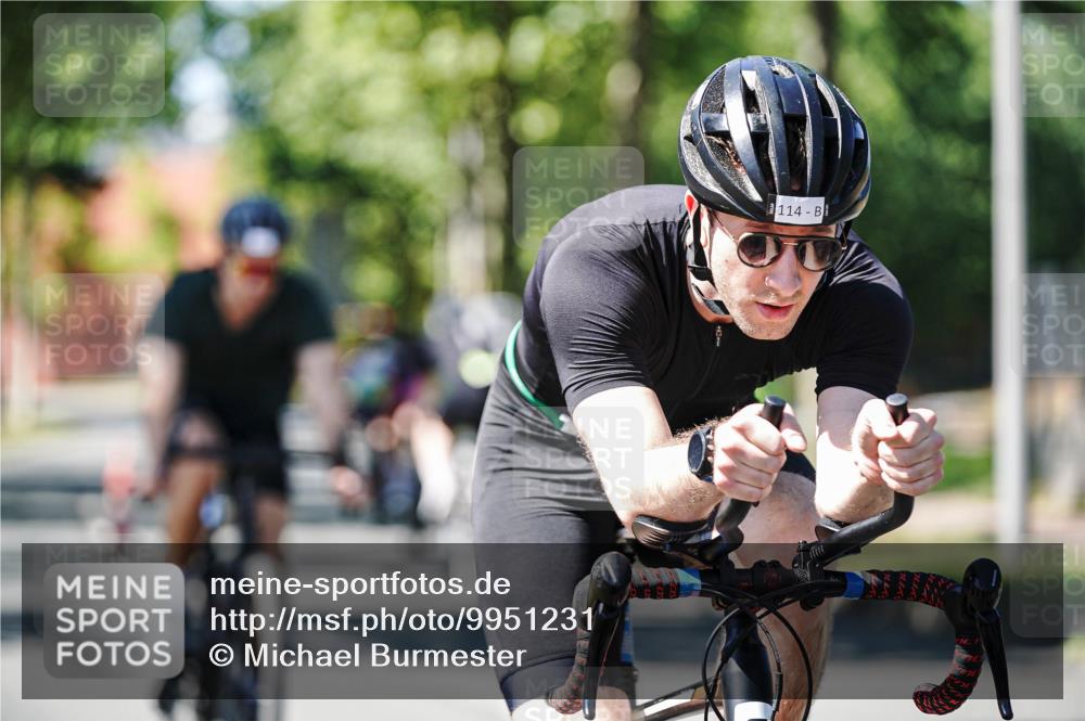 09.08.2026 - GEWOBA Citytriathlon Bremen Michael Burmester http://msf.ph/oto/9951231 09.08.2026 14:11:37 Radfahren 76, 92, 111, 114, 118, 124, 125, 128, 155 meine-sportfotos.de