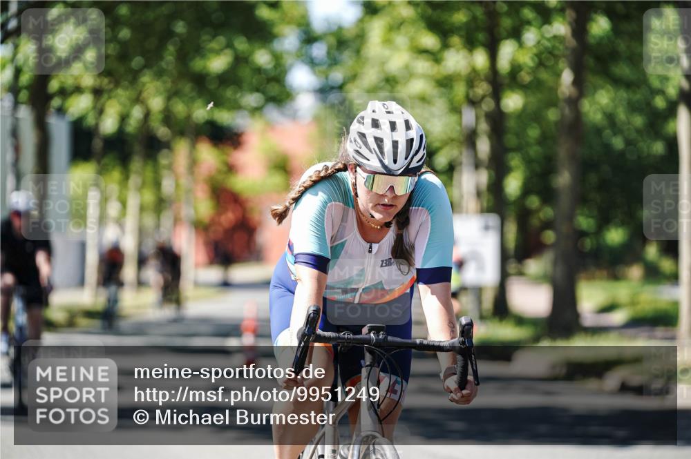 09.08.2026 - GEWOBA Citytriathlon Bremen Michael Burmester http://msf.ph/oto/9951249 09.08.2026 14:12:19 Radfahren 5, 27, 60, 70, 91, 99, 105, 135, 169, 270 meine-sportfotos.de