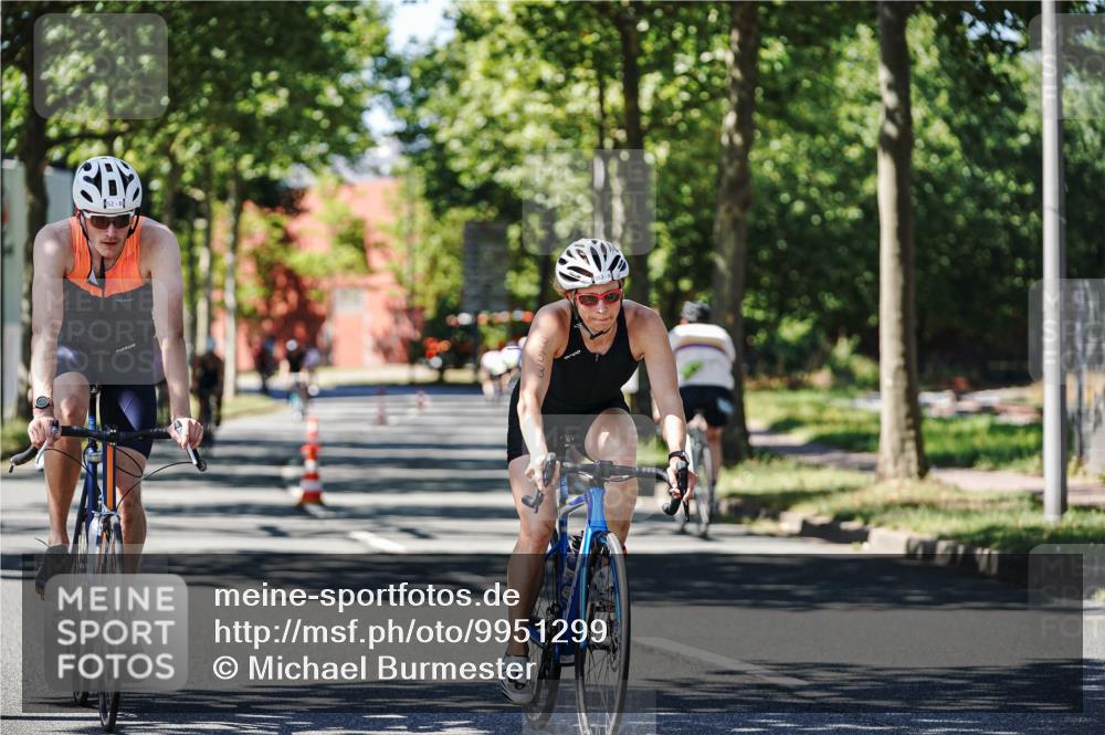 09.08.2026 - GEWOBA Citytriathlon Bremen Michael Burmester http://msf.ph/oto/9951299 09.08.2026 14:13:25 Radfahren 36, 52, 74, 86, 158, 200, 254, 353 meine-sportfotos.de