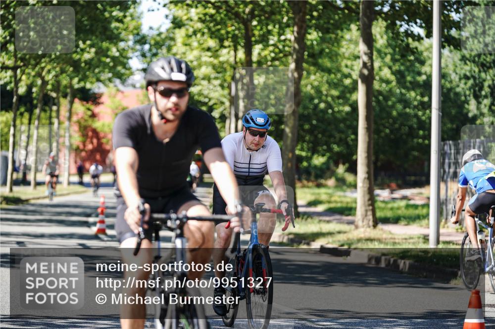 09.08.2026 - GEWOBA Citytriathlon Bremen Michael Burmester http://msf.ph/oto/9951327 09.08.2026 14:13:51 Radfahren 12, 47, 95, 98, 126, 130, 152, 179 meine-sportfotos.de