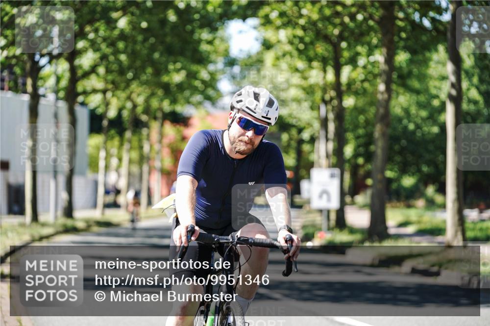 09.08.2026 - GEWOBA Citytriathlon Bremen Michael Burmester http://msf.ph/oto/9951346 09.08.2026 14:14:22 Radfahren 6, 9, 19, 28, 53, 69, 90, 295 meine-sportfotos.de