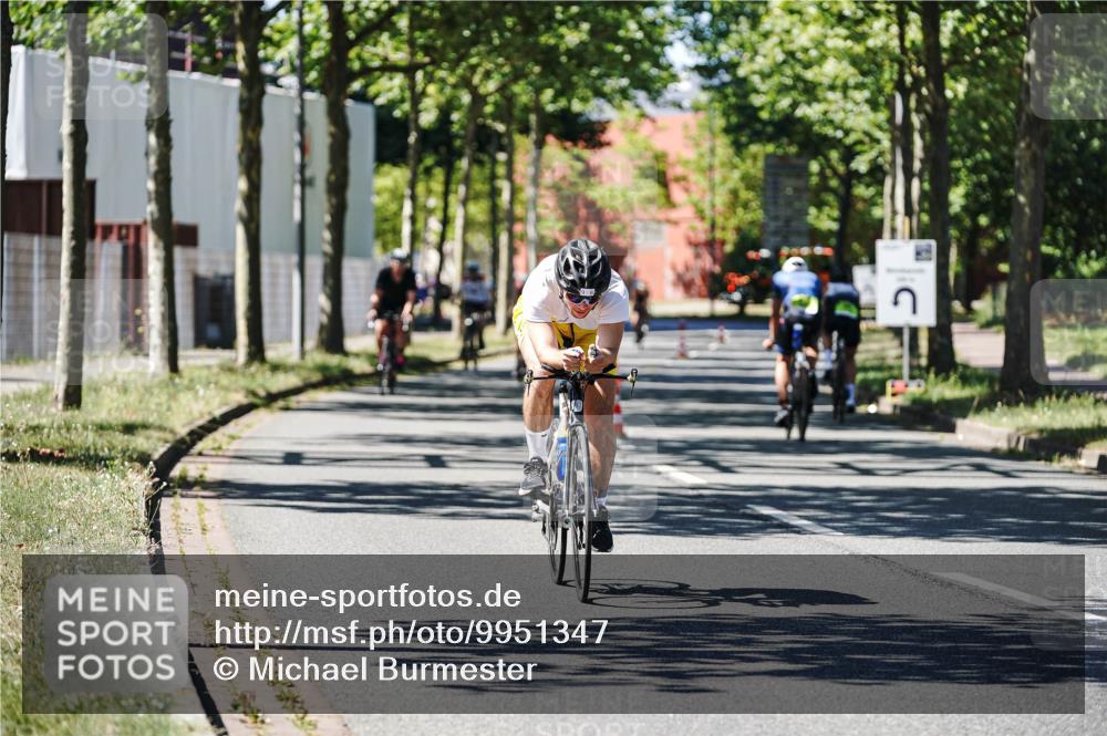 09.08.2026 - GEWOBA Citytriathlon Bremen Michael Burmester http://msf.ph/oto/9951347 09.08.2026 14:14:26 Radfahren 9, 19, 28, 53, 90, 265, 278, 295 meine-sportfotos.de