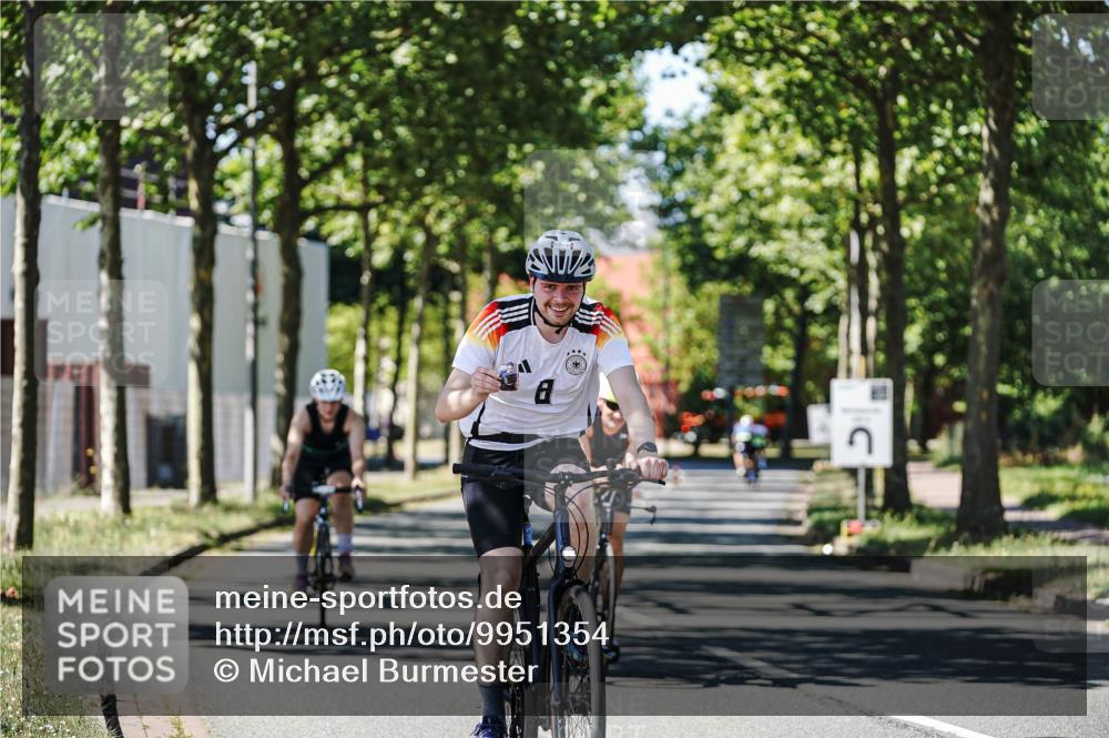 09.08.2026 - GEWOBA Citytriathlon Bremen Michael Burmester http://msf.ph/oto/9951354 09.08.2026 14:14:33 Radfahren 9, 19, 28, 53, 121, 265, 278, 401 meine-sportfotos.de