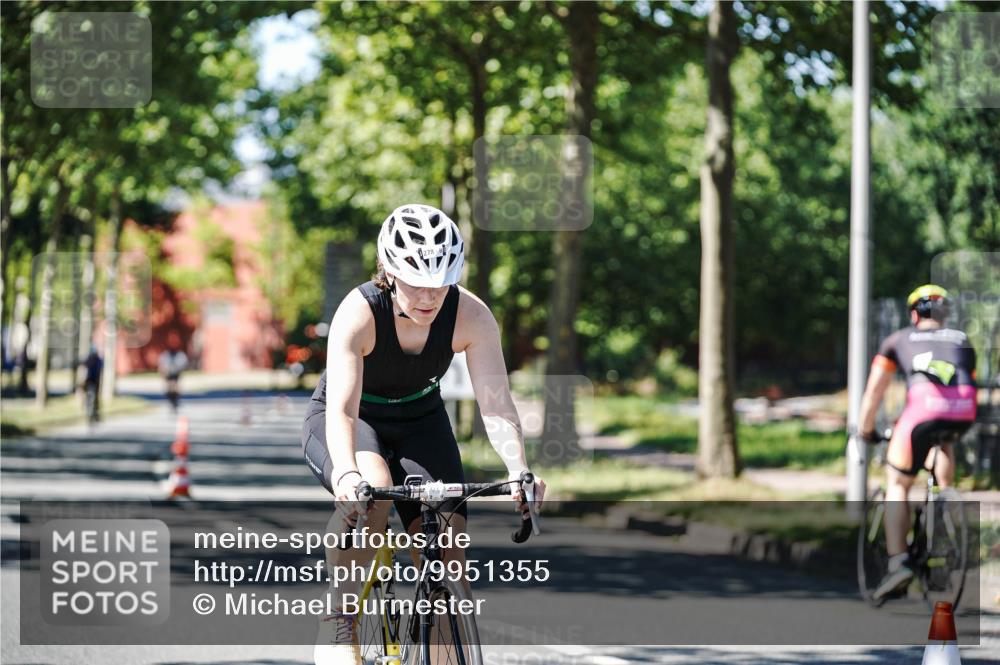 09.08.2026 - GEWOBA Citytriathlon Bremen Michael Burmester http://msf.ph/oto/9951355 09.08.2026 14:14:35 Radfahren 9, 19, 28, 53, 121, 147, 265, 278, 401 meine-sportfotos.de
