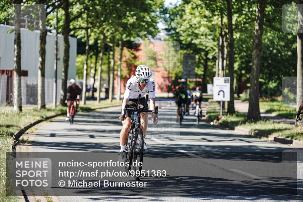 09.08.2026 - GEWOBA Citytriathlon Bremen Michael Burmester http://msf.ph/oto/9951363 09.08.2026 14:14:55 Radfahren 3, 64 meine-sportfotos.de