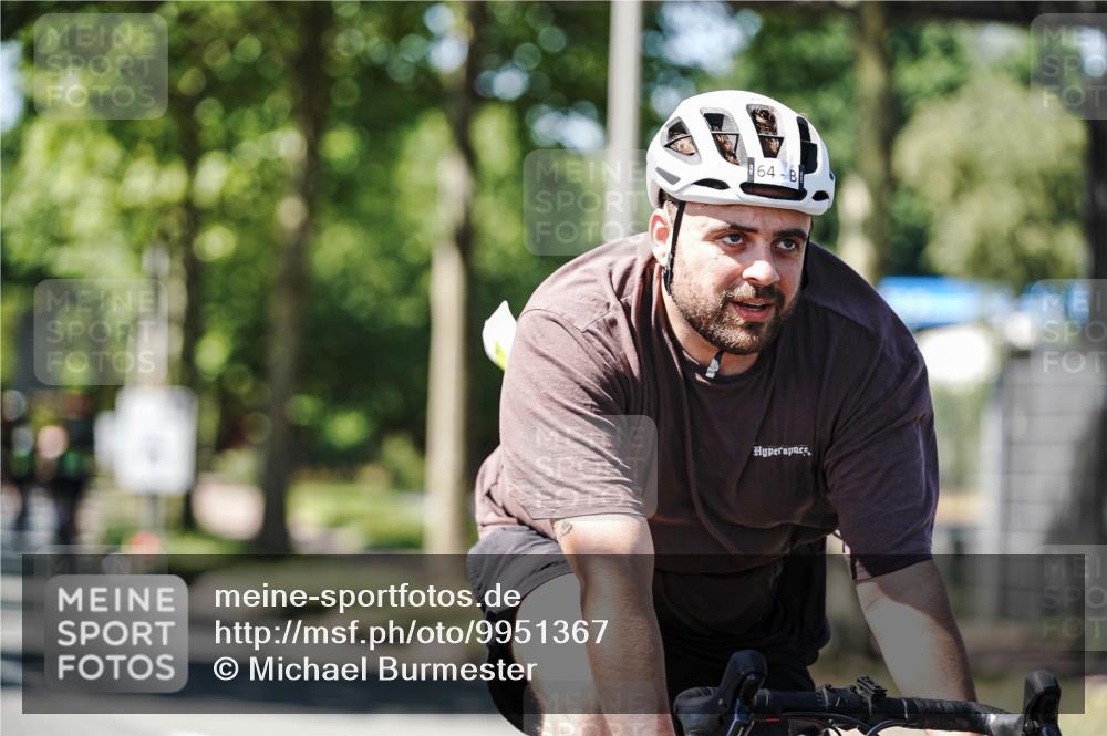 09.08.2026 - GEWOBA Citytriathlon Bremen Michael Burmester http://msf.ph/oto/9951367 09.08.2026 14:14:59 Radfahren 3, 64 meine-sportfotos.de