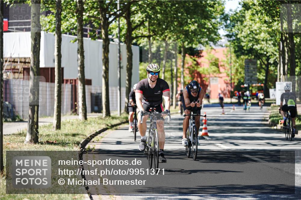 09.08.2026 - GEWOBA Citytriathlon Bremen Michael Burmester http://msf.ph/oto/9951371 09.08.2026 14:15:24 Radfahren 10, 80, 433 meine-sportfotos.de