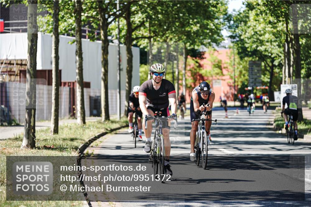 09.08.2026 - GEWOBA Citytriathlon Bremen Michael Burmester http://msf.ph/oto/9951372 09.08.2026 14:15:24 Radfahren 10, 80, 433 meine-sportfotos.de