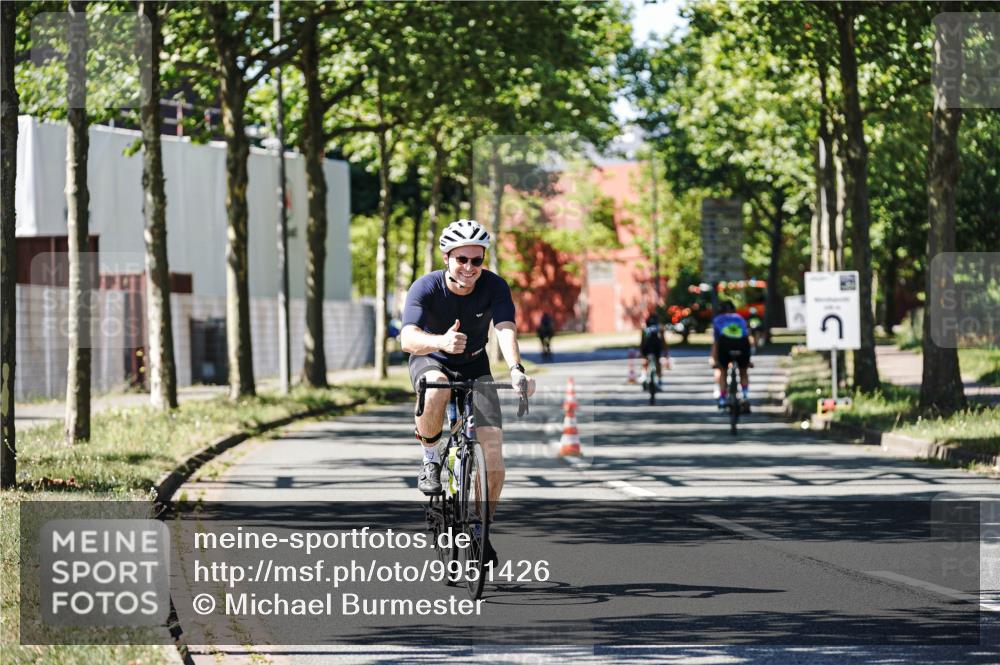 09.08.2026 - GEWOBA Citytriathlon Bremen Michael Burmester http://msf.ph/oto/9951426 09.08.2026 14:16:11 Radfahren 39, 172, 182, 232, 329, 345 meine-sportfotos.de