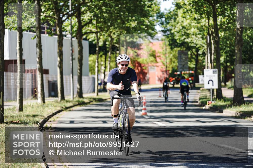 09.08.2026 - GEWOBA Citytriathlon Bremen Michael Burmester http://msf.ph/oto/9951427 09.08.2026 14:16:11 Radfahren 39, 172, 182, 232, 329, 345 meine-sportfotos.de